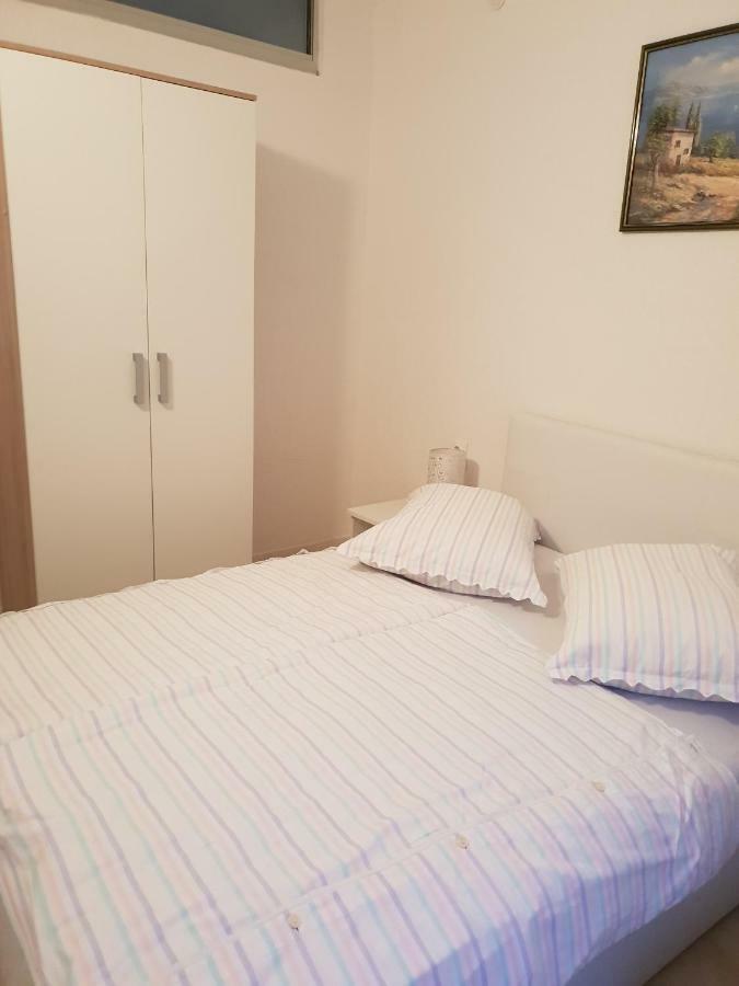 Apartman Ivana Grizane-Belgrad Exterior photo